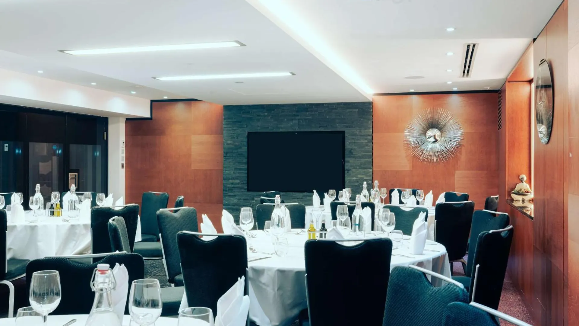 Doubletree By Hilton London - Greenwich 4*,