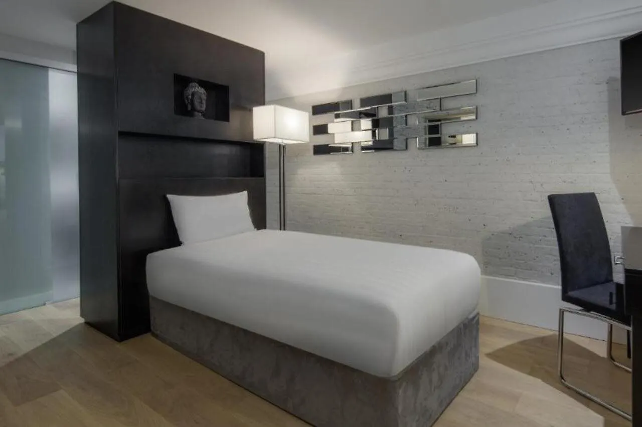 Doubletree By Hilton London - Greenwich 4*,